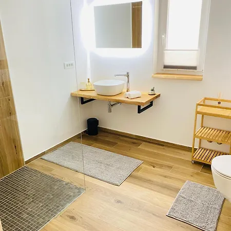 Antigone - Istrien Apartment Kastelir